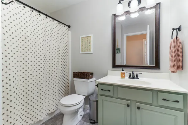 $325,000 | 2223 Bracebridge Road, Bloomington, IL 61705