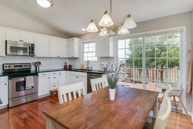 $325,000 | 2223 Bracebridge Road, Bloomington, IL 61705