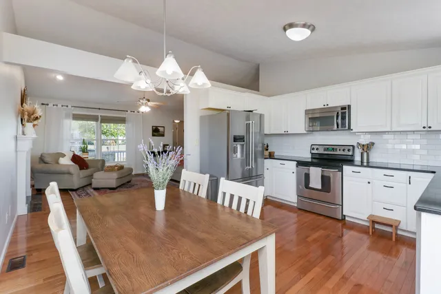 $325,000 | 2223 Bracebridge Road, Bloomington, IL 61705