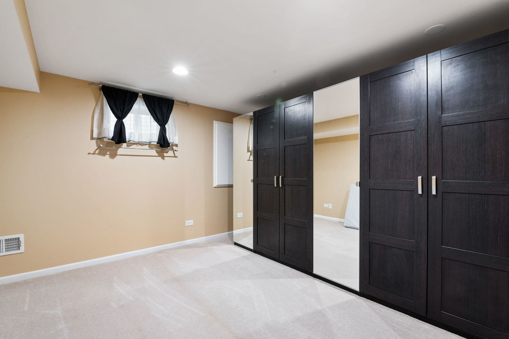 1612 Percy Lane Itasca, IL 60143 - Photo 16 of 20