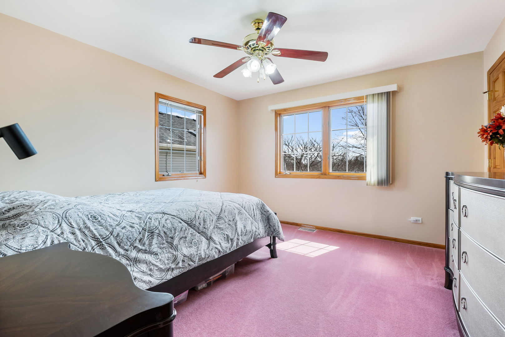 1612 Percy Lane Itasca, IL 60143 - Photo 10 of 20 a bedroom with a bed and a window