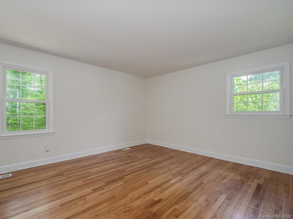 7415 Idlewild Road Charlotte, NC 28212 - Photo 8 of 14 Gallery Image 8