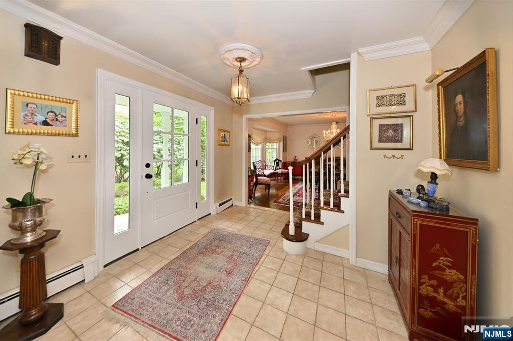 16 Knollwood Road Upper Saddle River, NJ 07458 - Photo 4 of 43