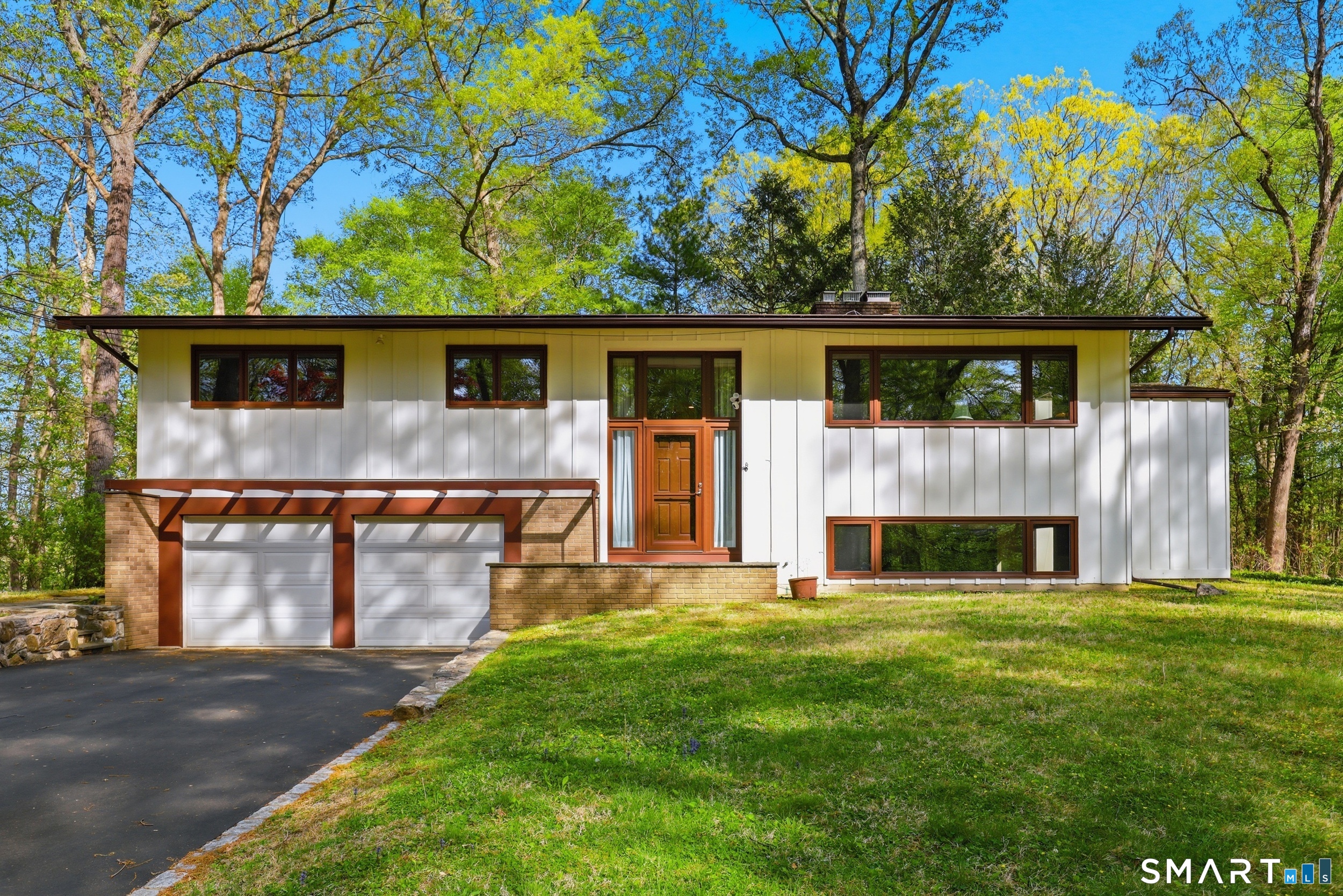 190 Red Fox Road Stamford, CT 06903 - Photo 1 of 1 Gallery Image 1