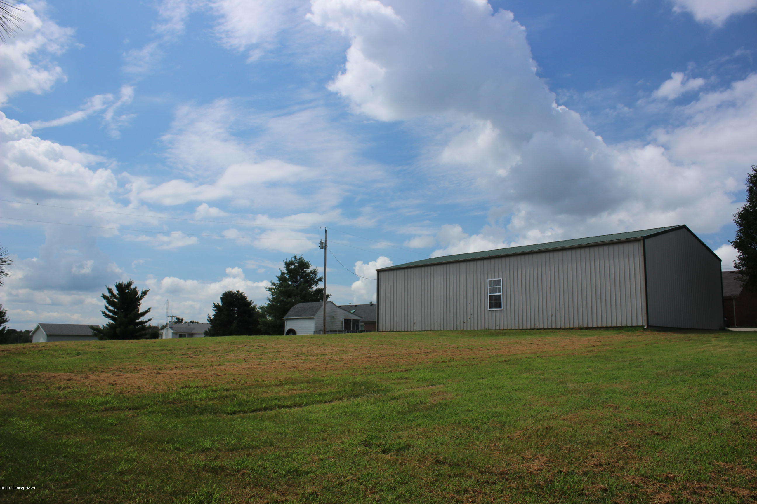 1902 McCoun Road Smithfield, KY 40068 - Photo 39 of 41 Big Yard