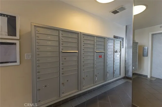 $464,000 | 375 Atlantic Avenue, Unit 508, Long Beach, CA 90802