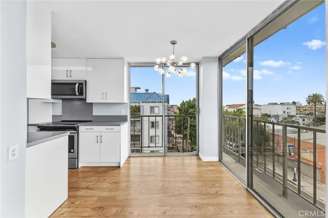 $464,000 | 375 Atlantic Avenue, Unit 508, Long Beach, CA 90802