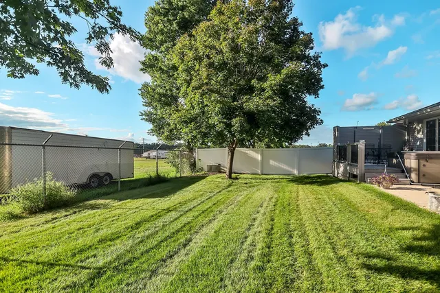 $219,900 | 621 Grove Street, Pecatonica, IL 61063