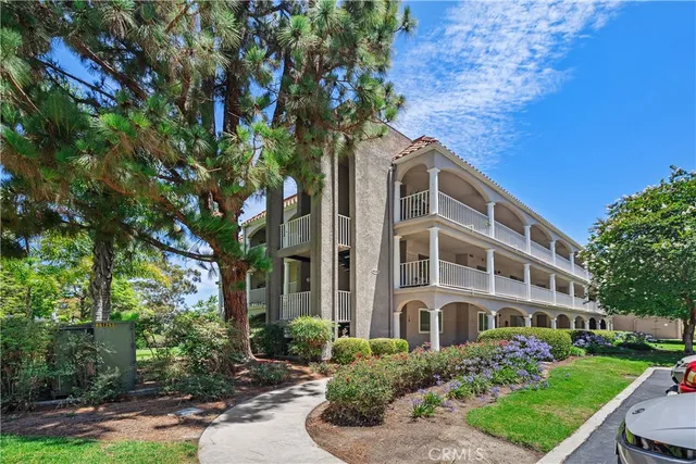 $645,000 | 4025 Calle Sonora Este, Unit 2C, Laguna Woods, CA 92637