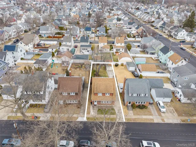 $5,150 | 61 Dartmouth Street, Williston Park, NY 11596