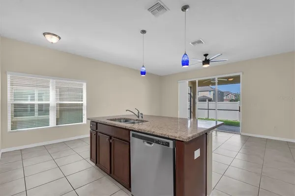 $2,300 | 4055 69th Terrace North, Pinellas Park, FL 33781