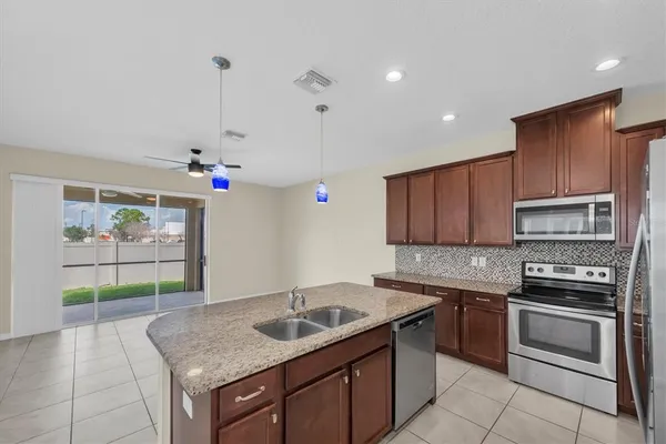 $2,300 | 4055 69th Terrace North, Pinellas Park, FL 33781