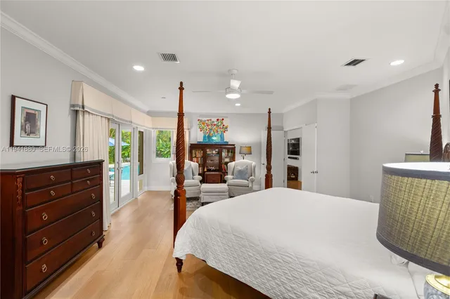 $3,498,000 | 1901 Country Club Prado, Coral Gables, FL 33134