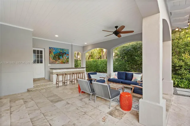 $3,498,000 | 1901 Country Club Prado, Coral Gables, FL 33134