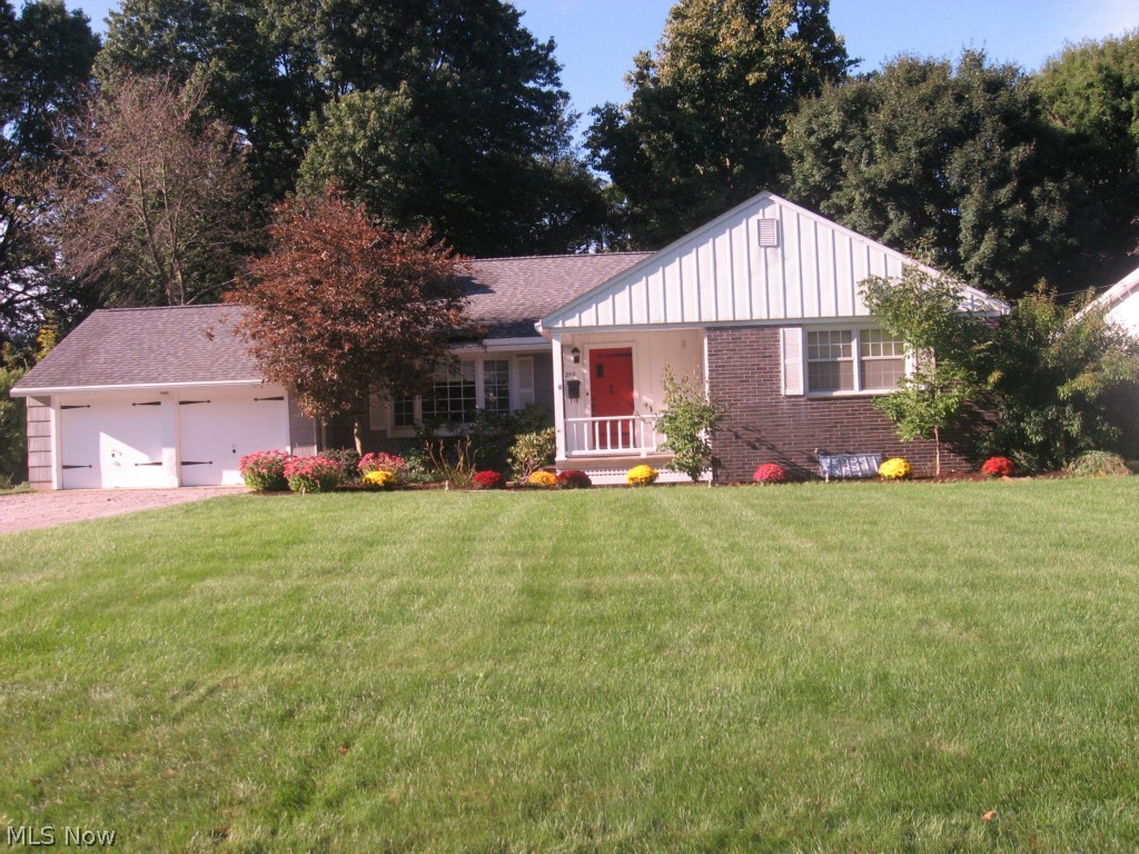 250 Winston Road Akron, OH 44313 - Photo 1 of 24