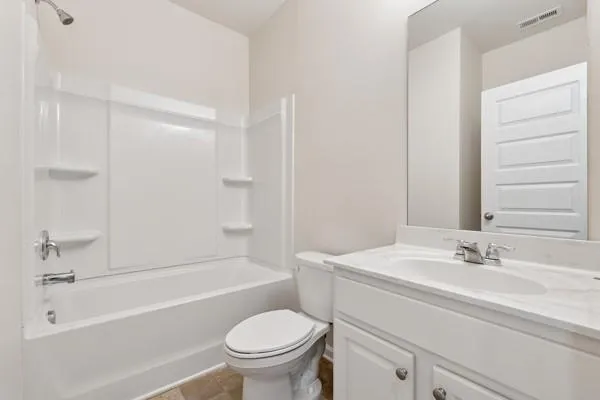$460,000 | 3408 Lake End Drive, Loganville, GA 30052