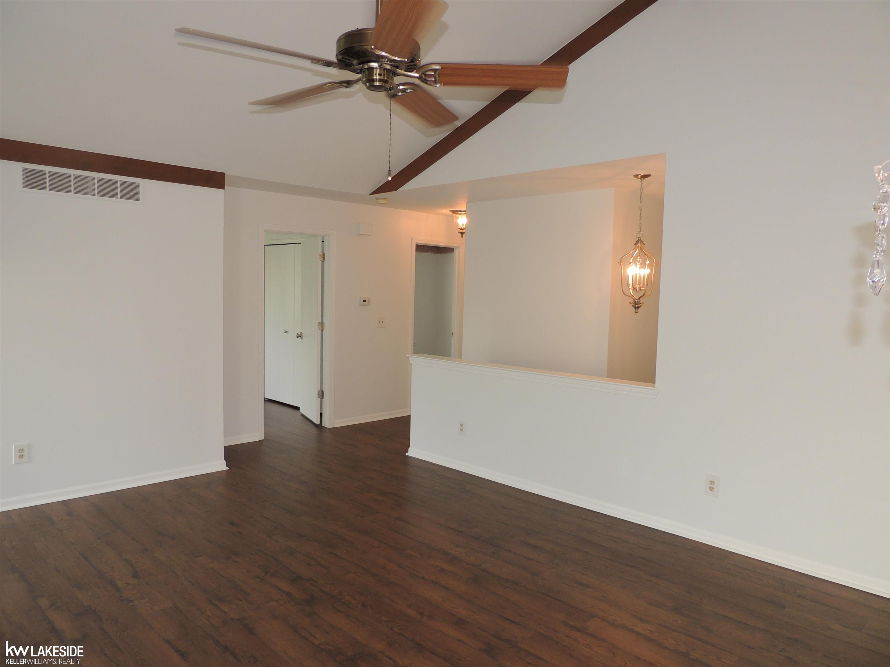1600 Stonecrest Drive Rochester, MI 48307 - Photo 5 of 36