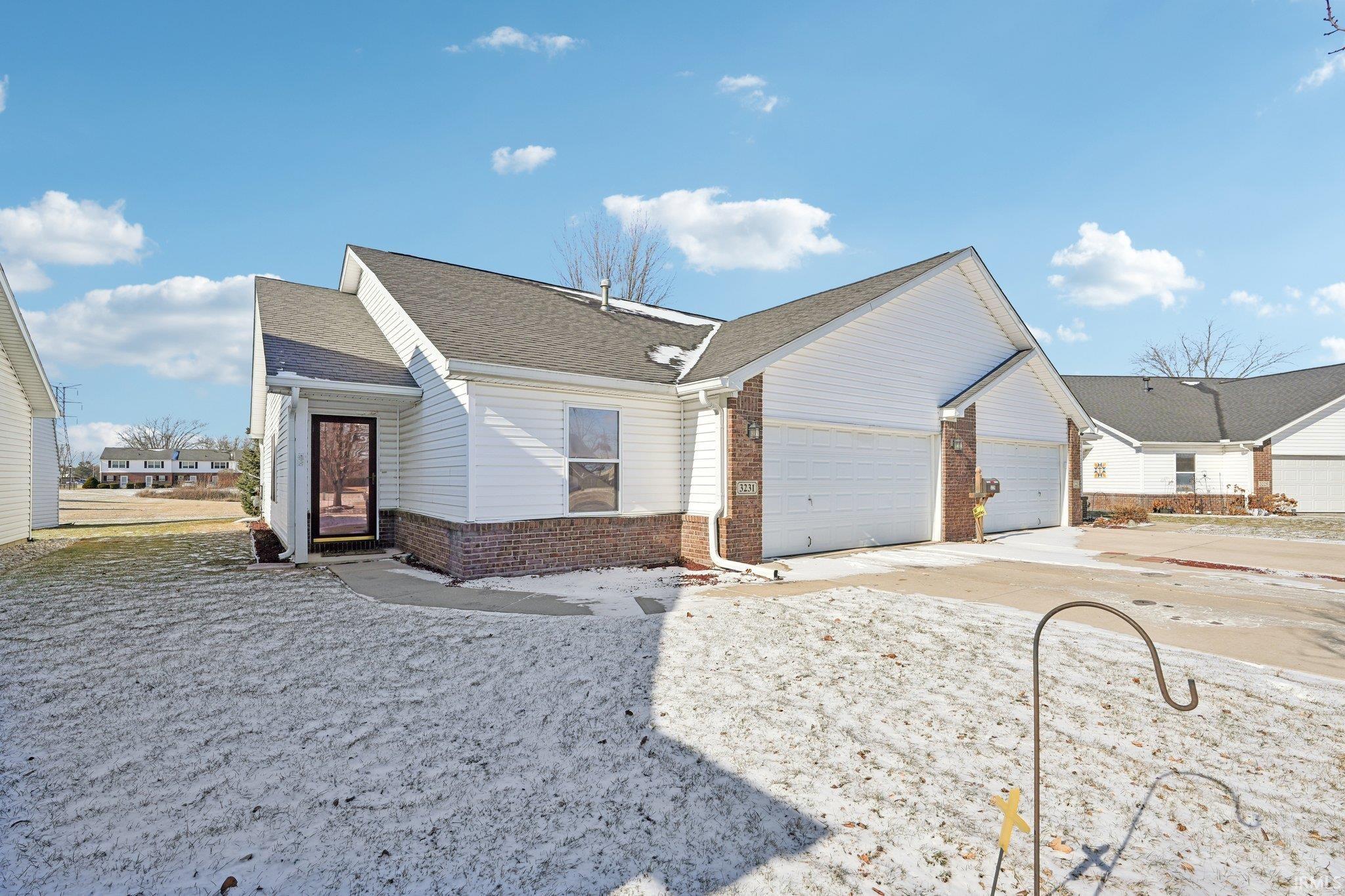 3231 Frances Lane Kokomo, IN 46902 - Photo 2 of 33