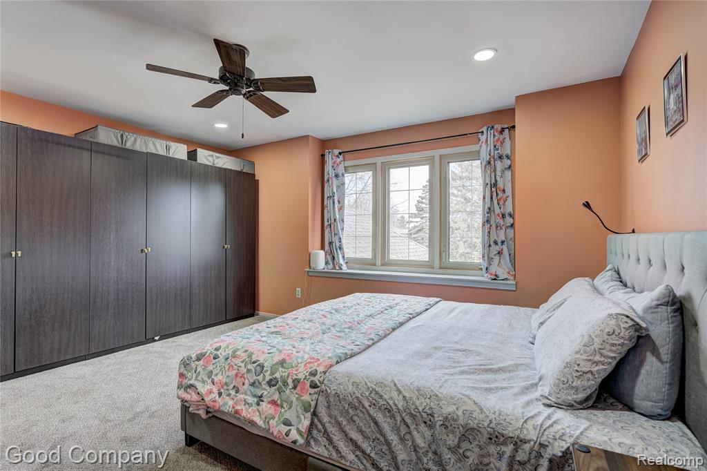 6255 Celeste Road West Bloomfield, MI 48322 - Photo 32 of 50