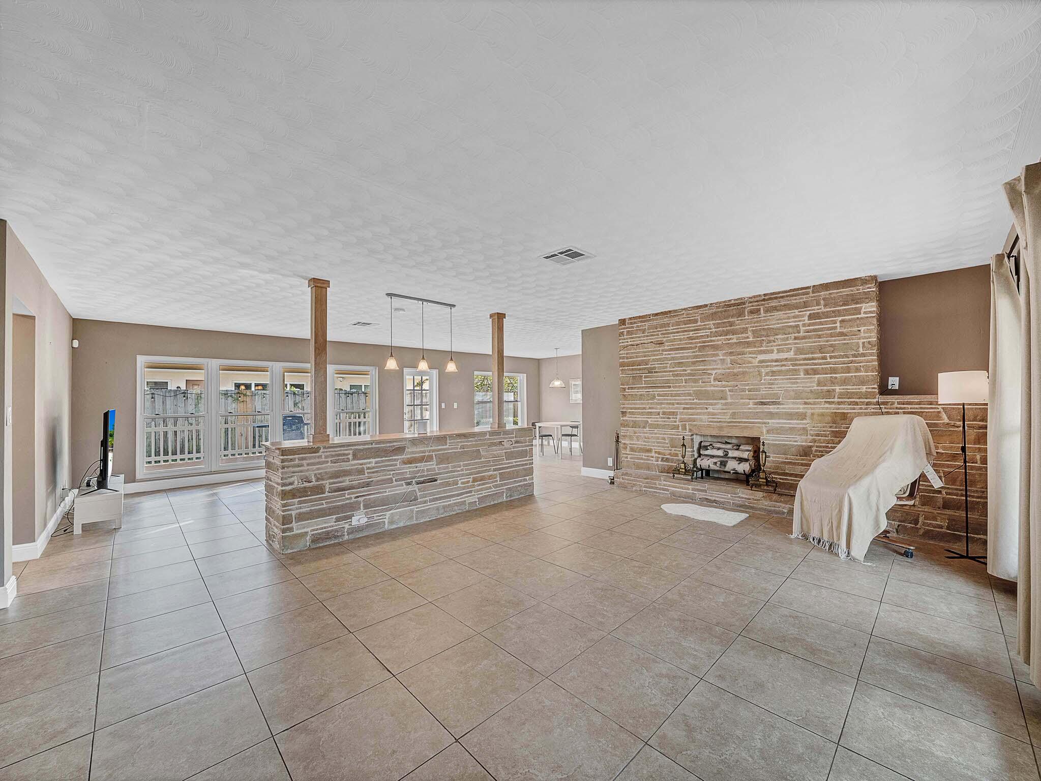 2750 Southeast 3rd Street Pompano Beach, FL 33062 - Photo 2 of 55 2 Living Area (1)_1