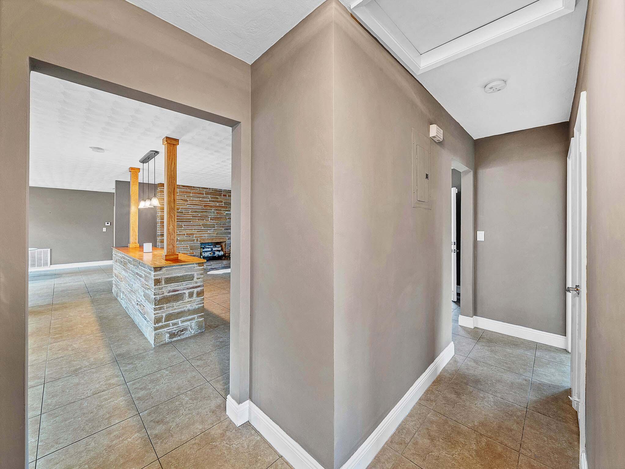 2750 Southeast 3rd Street Pompano Beach, FL 33062 - Photo 39 of 55 18 Foyer_1