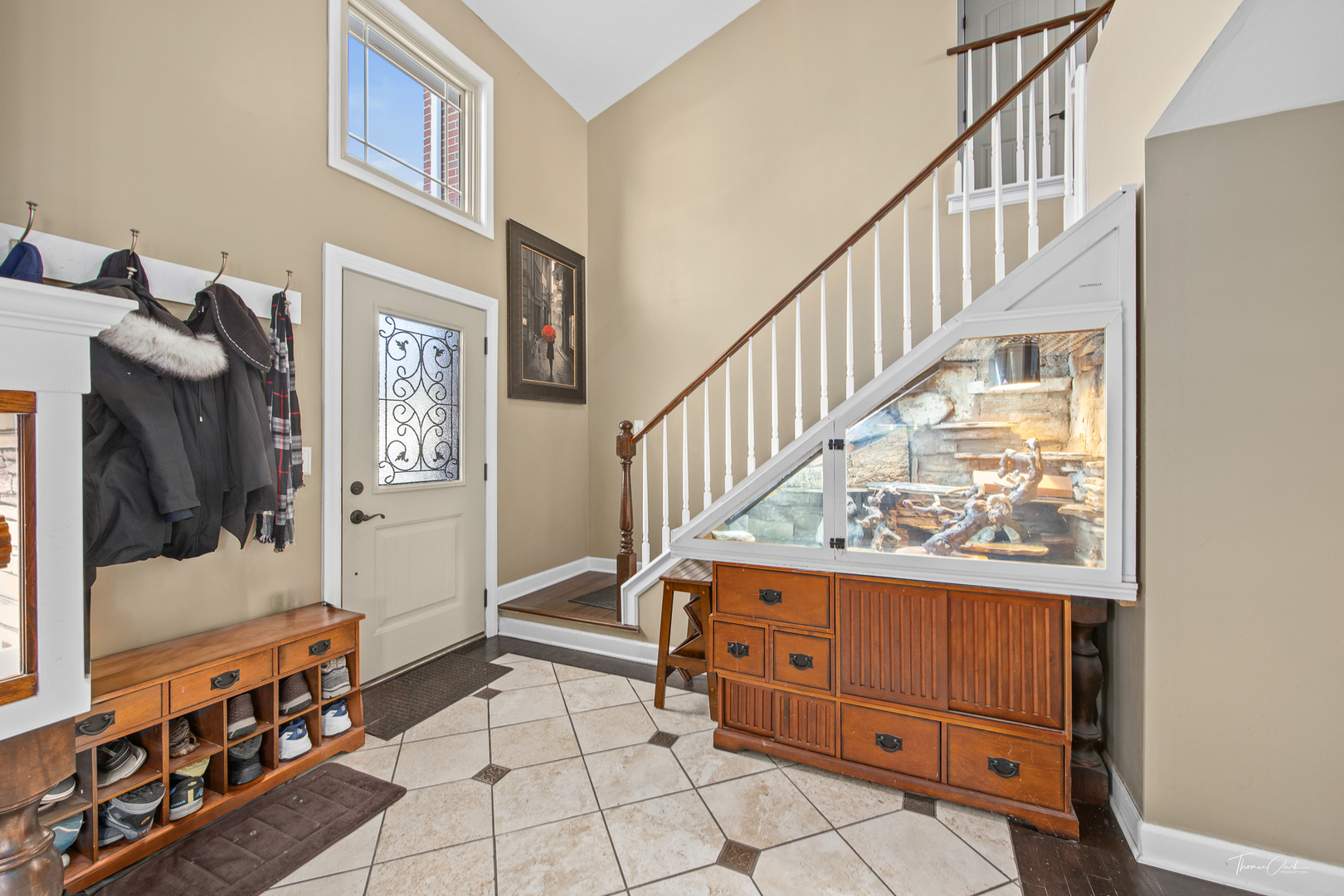 2 Callery Court Bolingbrook, IL 60490 - Photo 5 of 45 Gallery Image 5