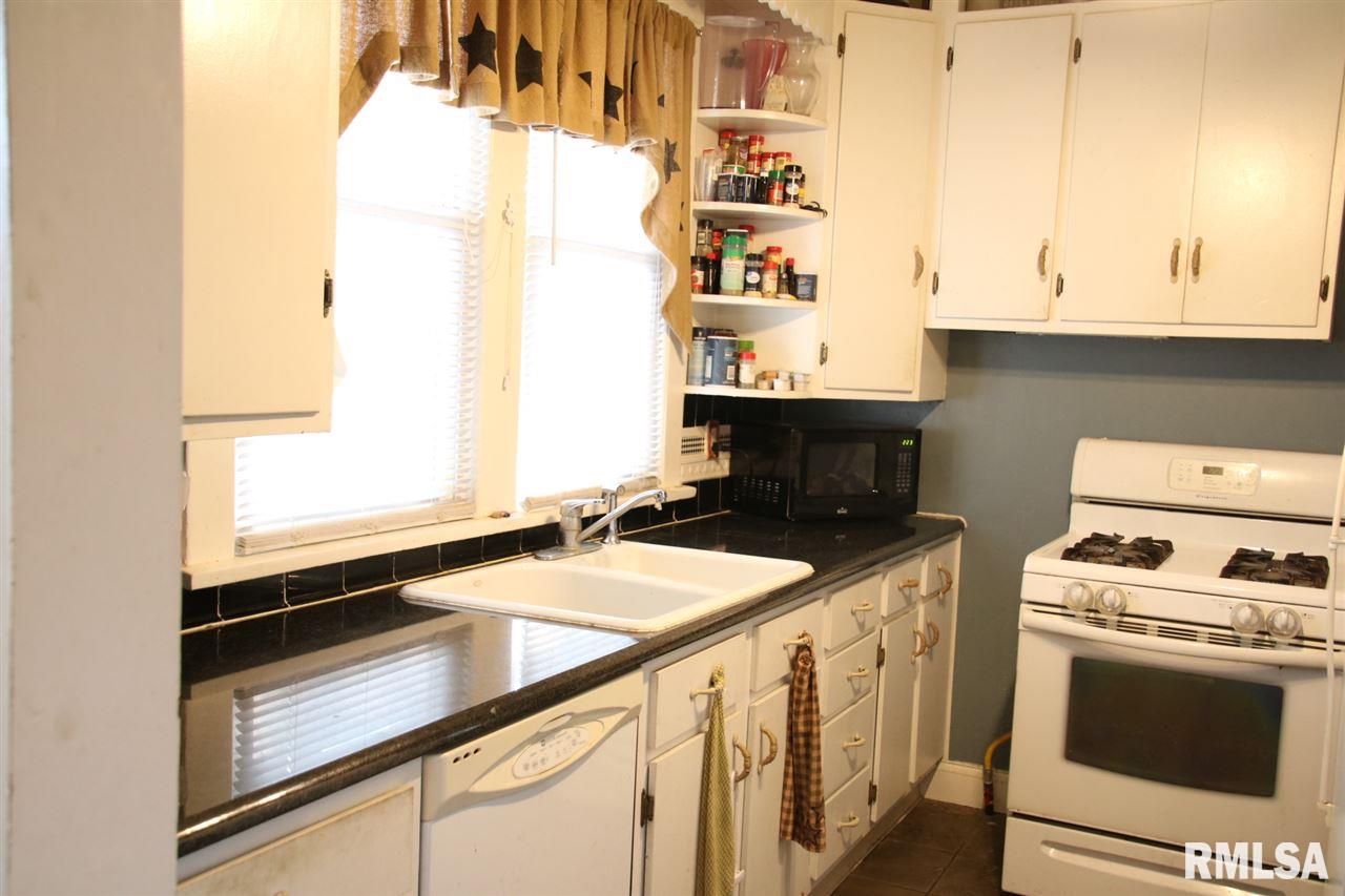 2809 North Prospect Road Peoria, IL 61603 - Photo 12 of 36 Gallery Image 12