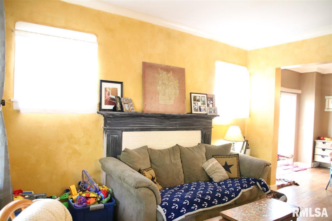 2809 North Prospect Road Peoria, IL 61603 - Photo 6 of 36 Gallery Image 6