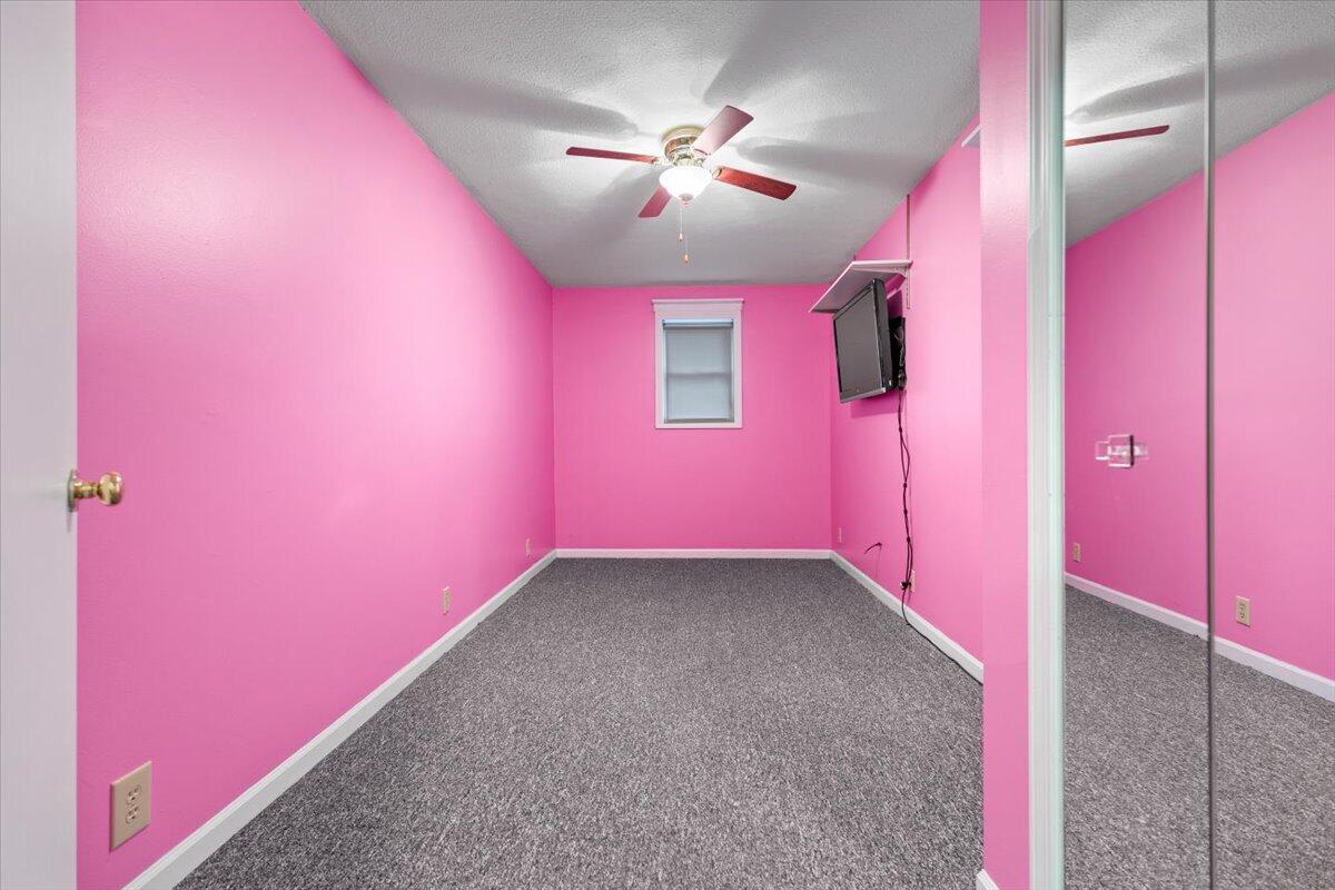 202 Clay Street Newaygo, MI 49337 - Photo 11 of 21 06-IMG_4552