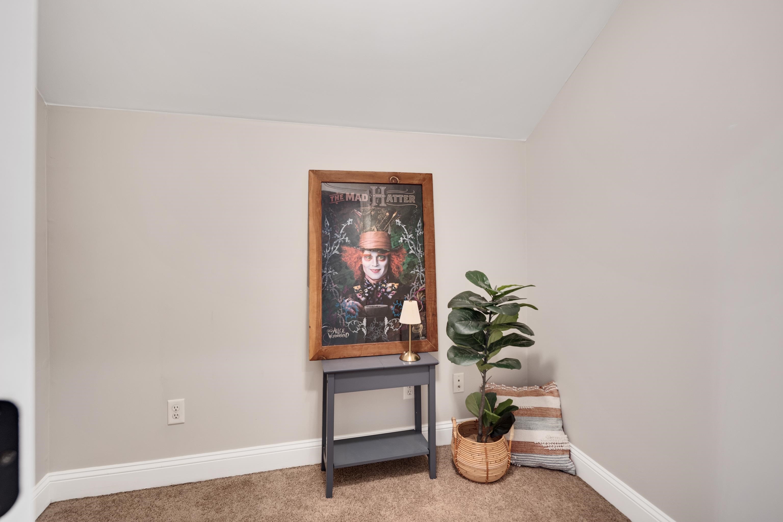 9028 Osborntown Road Arlington, TN 38002 - Photo 33 of 40 a white wall with painting on it