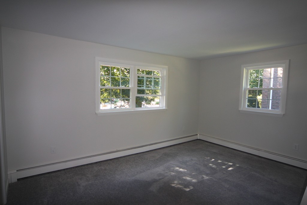 55 Jacqueline Road, Unit 5 Waltham, MA 02452 - Photo 13 of 17 Gallery Image 13