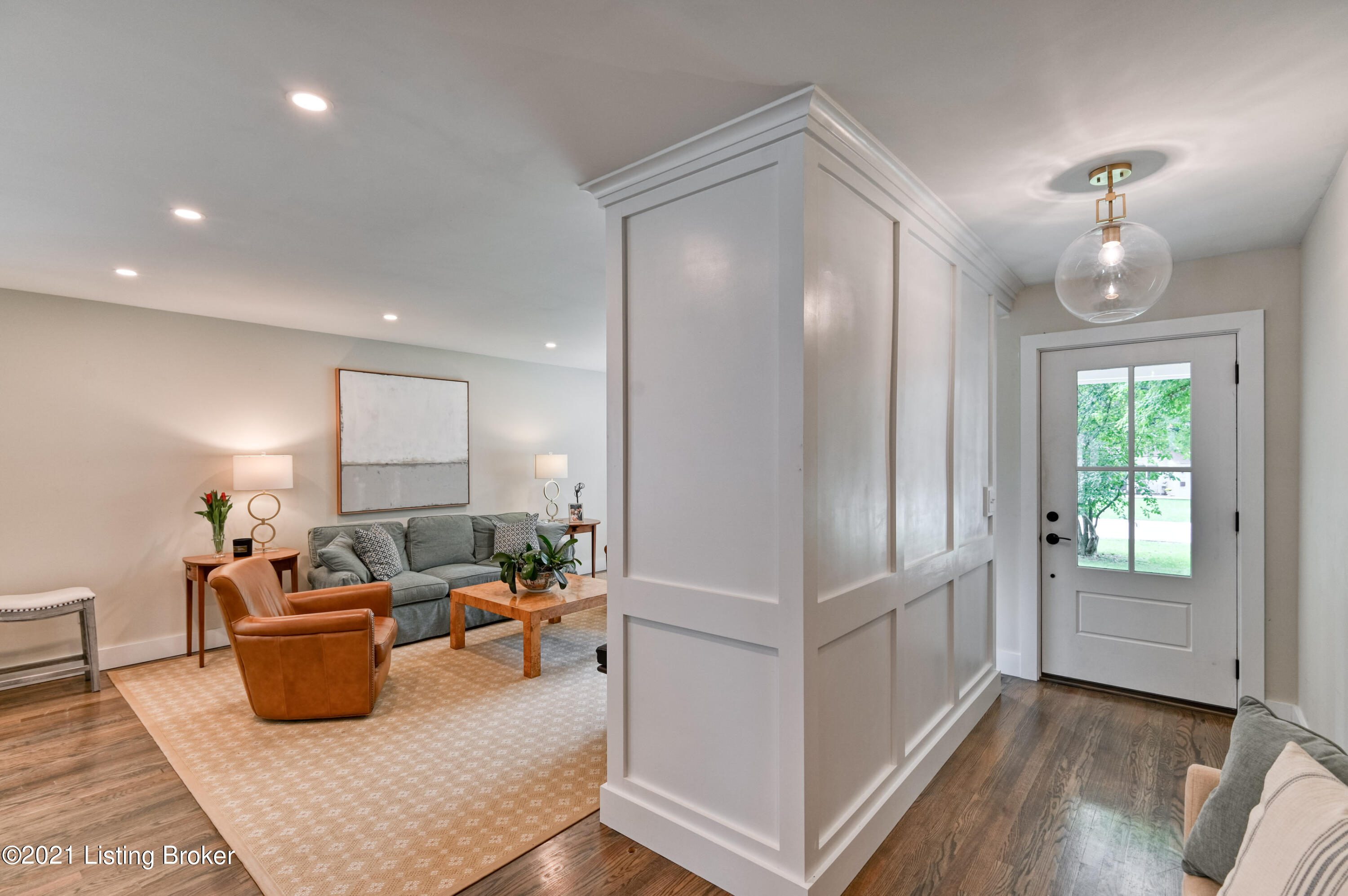 701 Indian Ridge Road Louisville, KY 40207 - Photo 3 of 46 010 - 20211007 5310