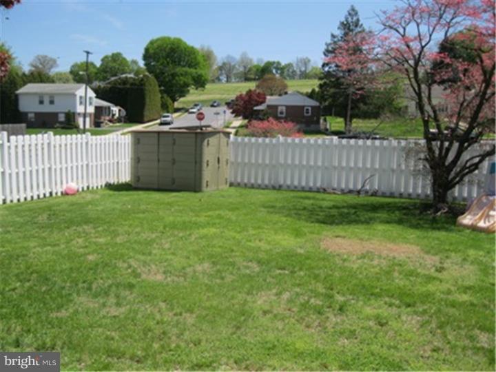 1204 Brooke Boulevard Reading, PA 19607 - Photo 16 of 18