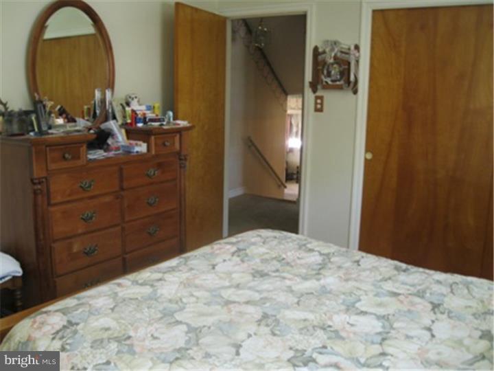 1204 Brooke Boulevard Reading, PA 19607 - Photo 10 of 18