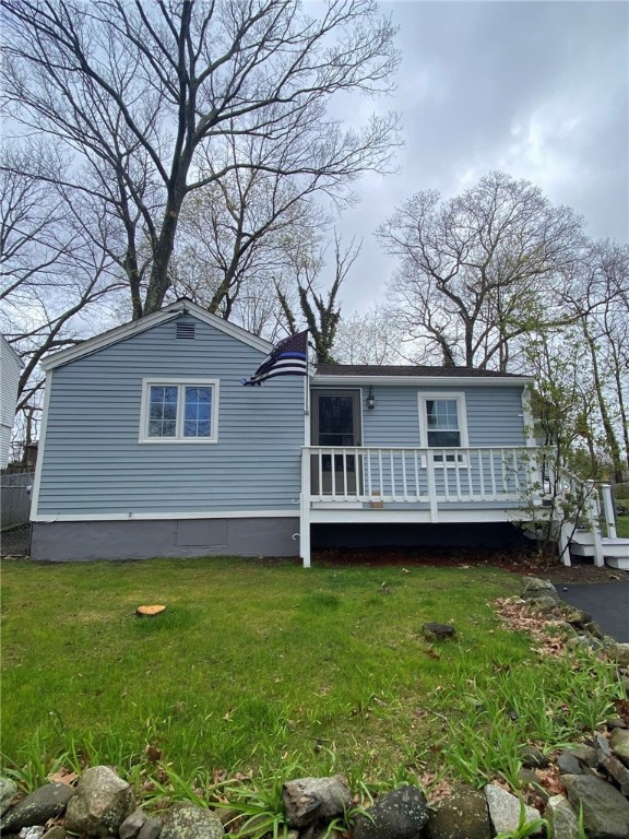 63 Iroquois Road Cumberland, RI 02864 - Photo 2 of 14
