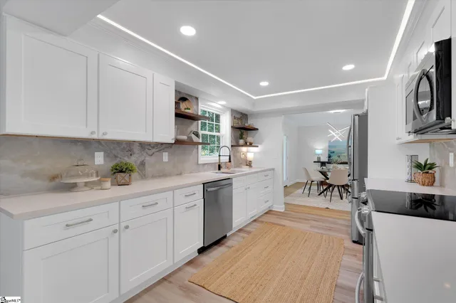 $750,000 | 198 Old Plantation Road, Travelers Rest, SC 29690