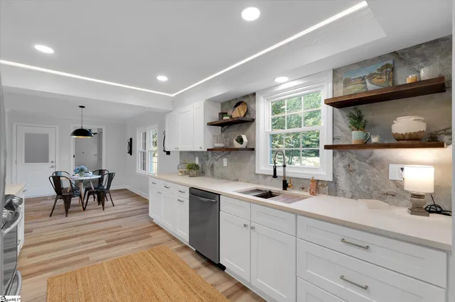 $750,000 | 198 Old Plantation Road, Travelers Rest, SC 29690