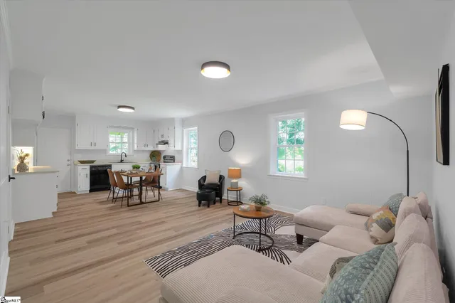 $750,000 | 198 Old Plantation Road, Travelers Rest, SC 29690