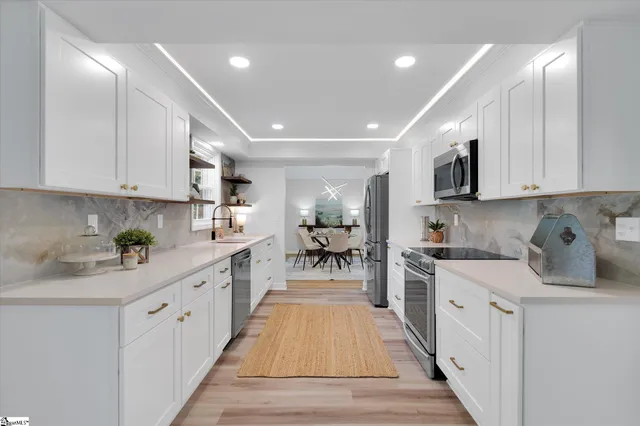 $750,000 | 198 Old Plantation Road, Travelers Rest, SC 29690