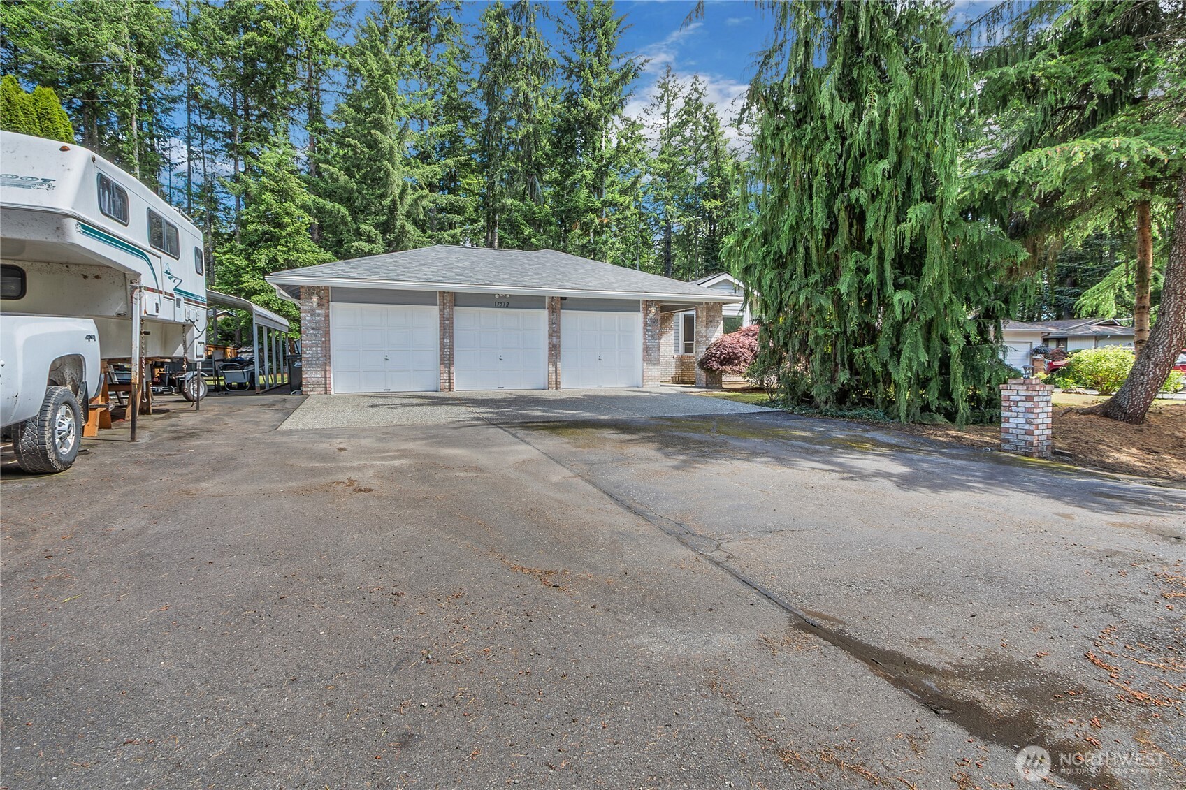 17532 Southeast 292nd Place Kent, WA 98042 - Photo 30 of 36