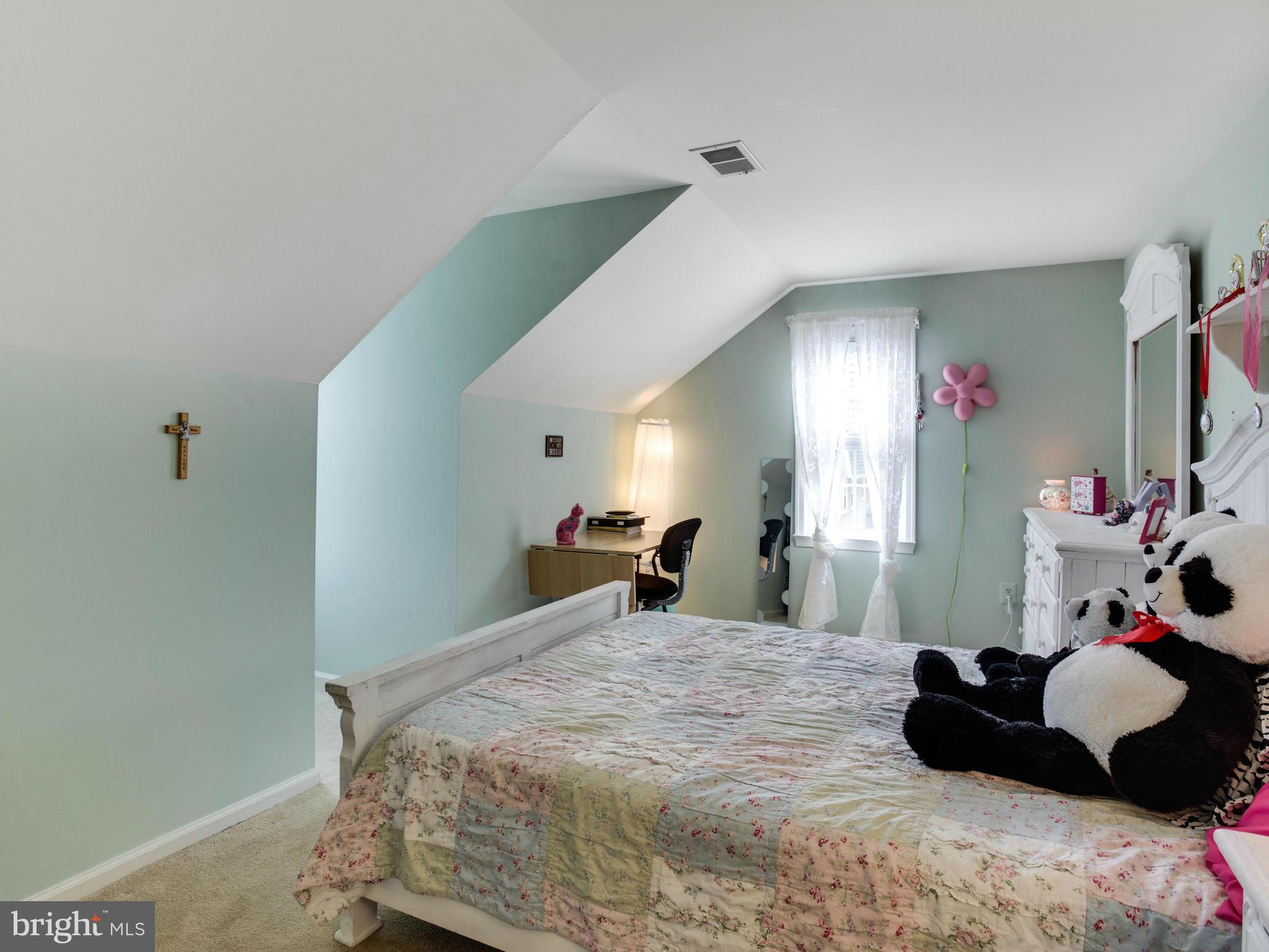 9791 Flint Rock Road Manassas, VA 20112 - Photo 18 of 28 Bedroom