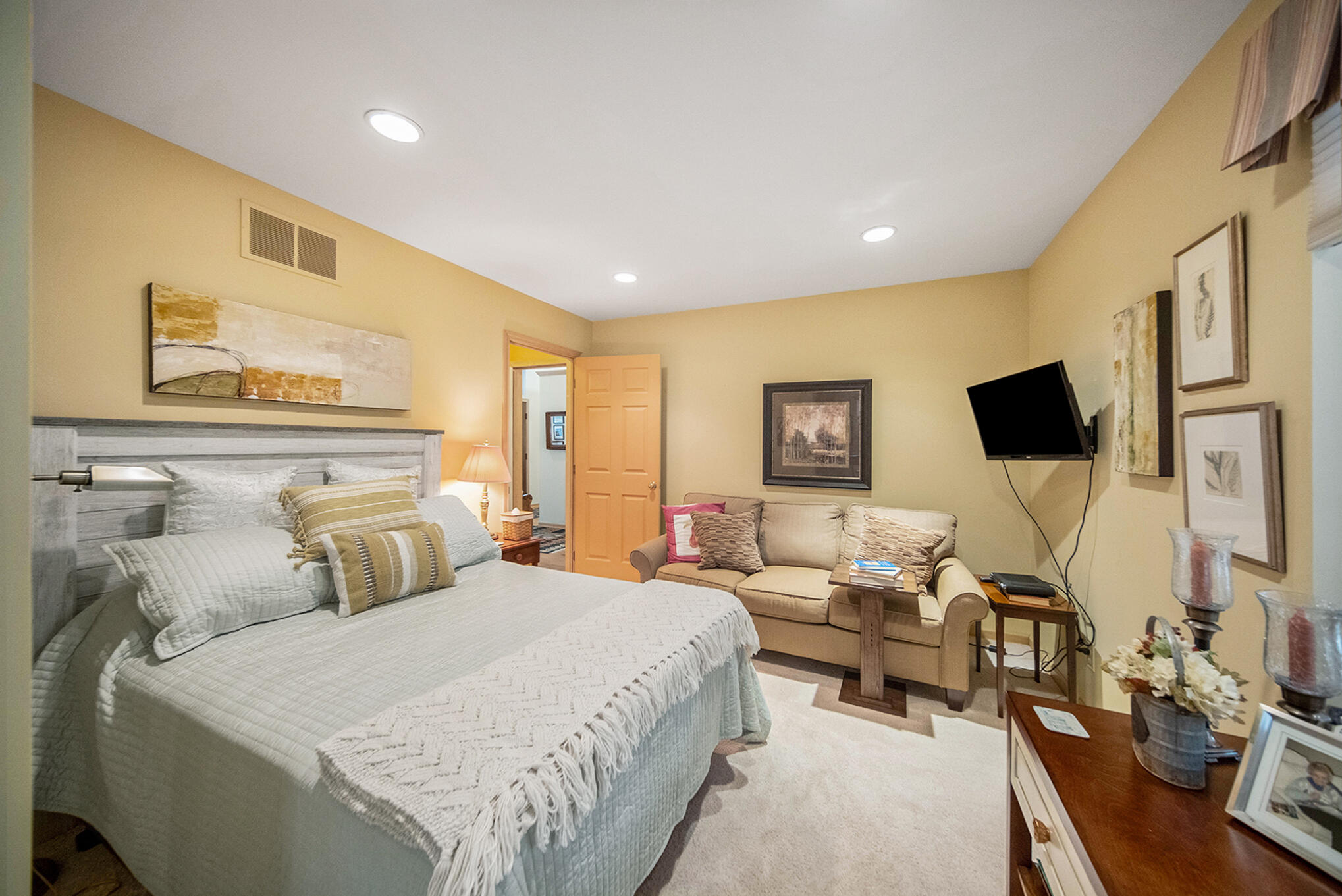 909 Briarcliff Road Jackson, MI 49203 - Photo 26 of 51 26