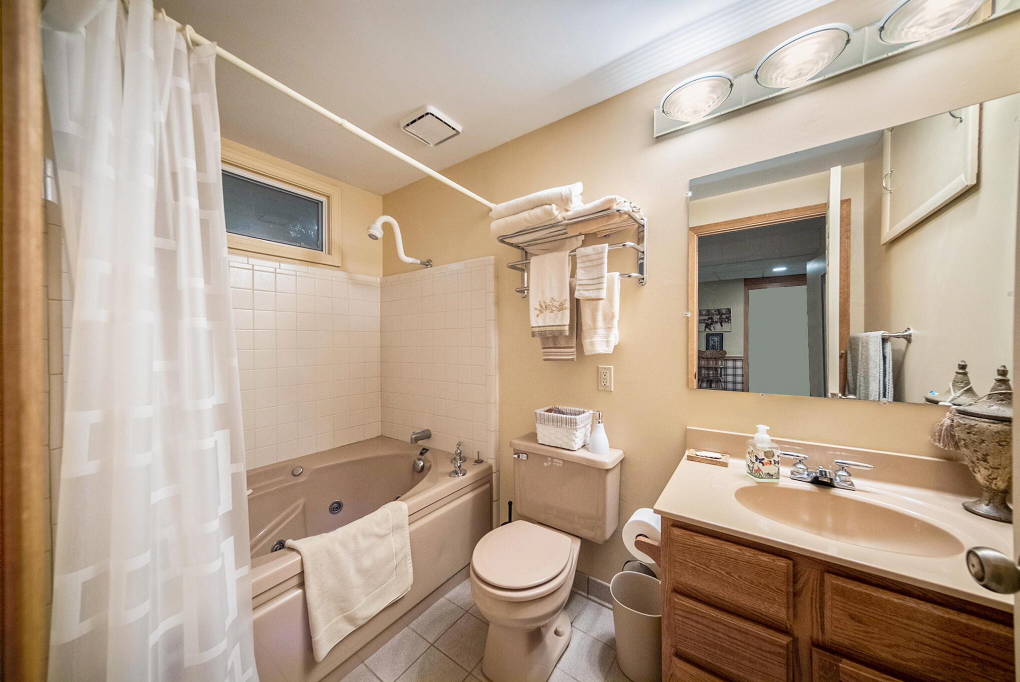 909 Briarcliff Road Jackson, MI 49203 - Photo 31 of 51 31