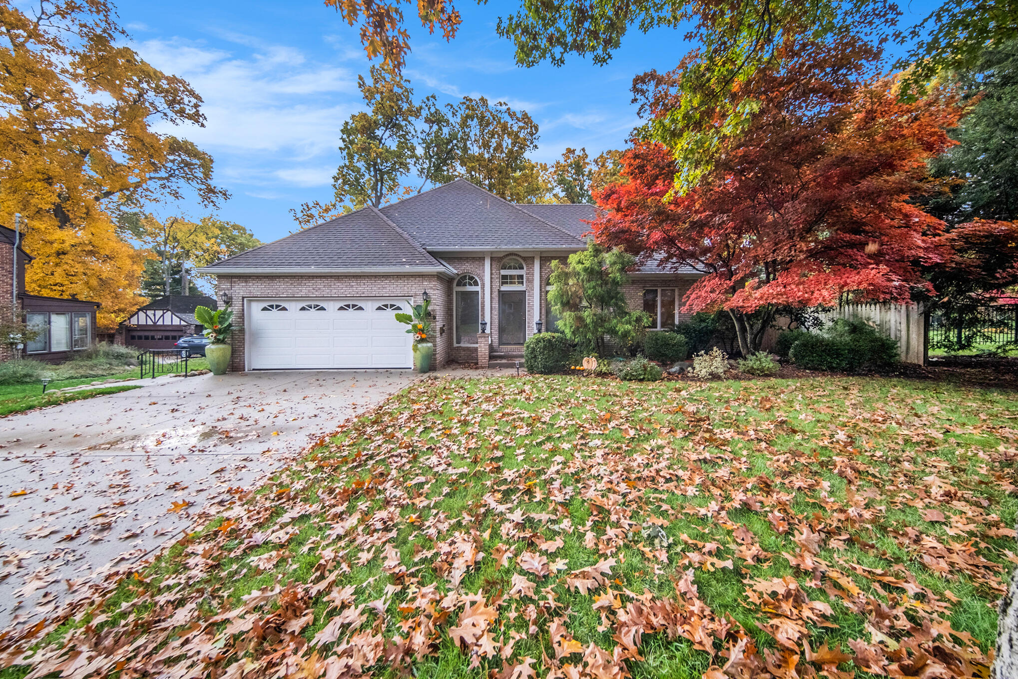 909 Briarcliff Road Jackson, MI 49203 - Photo 5 of 51 5