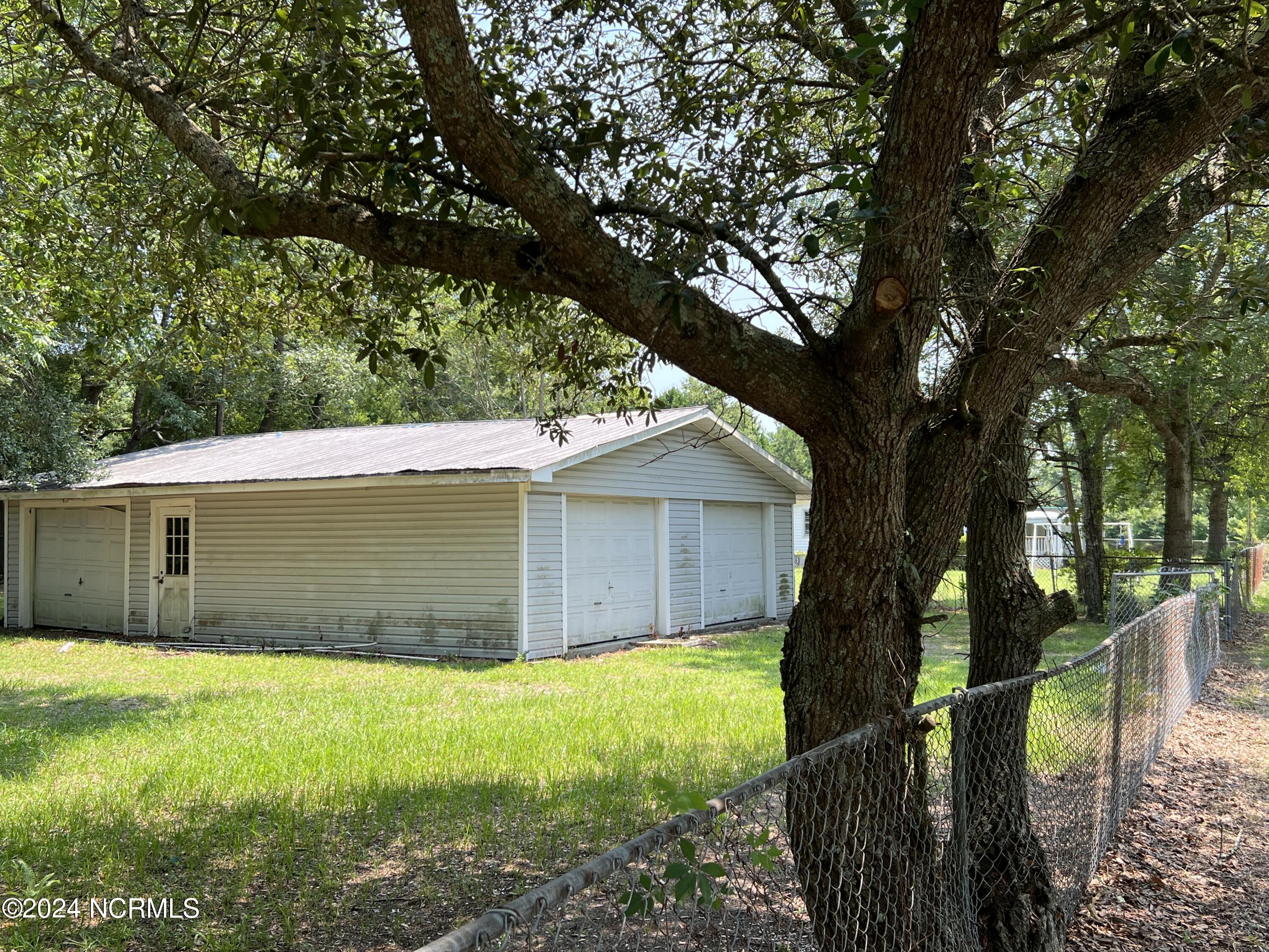 389 Nine Foot Road Newport, NC 28570 - Photo 29 of 29 IMG_8584