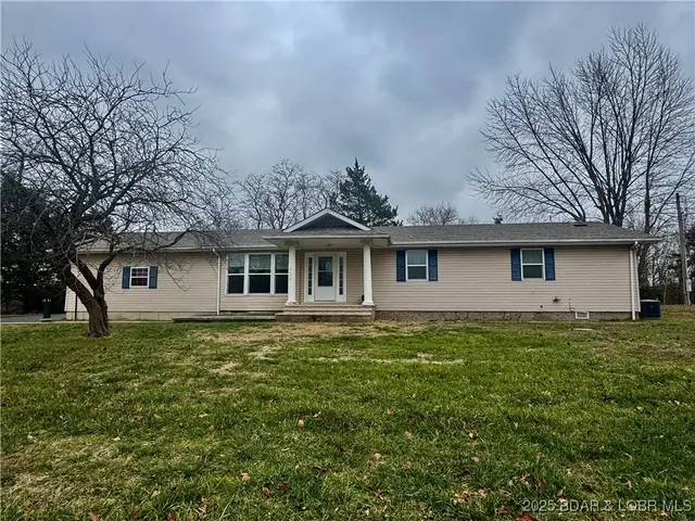 $329,900 | 1914 State Road, Linn Creek, MO 65052