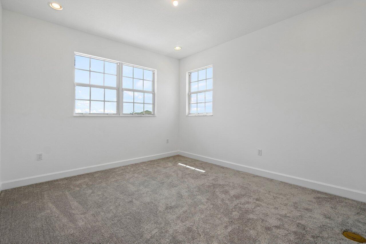 19159 Rolling Acrs Road Loxahatchee, FL 33470 - Photo 27 of 35 Upstairs Loft