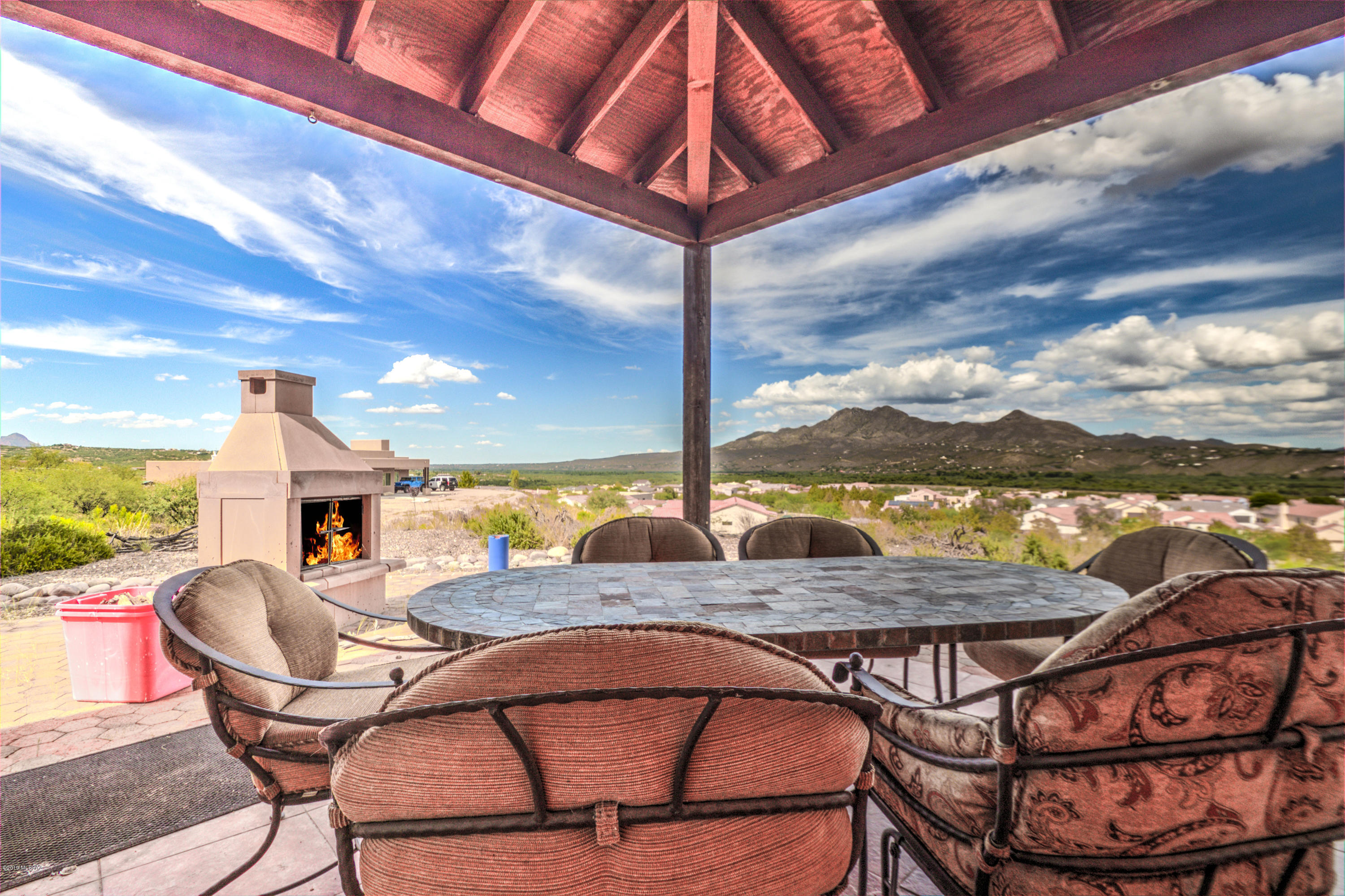 372 Luna Vista Court Rio Rico, AZ 85648 - Photo 13 of 43 Gallery Image 13
