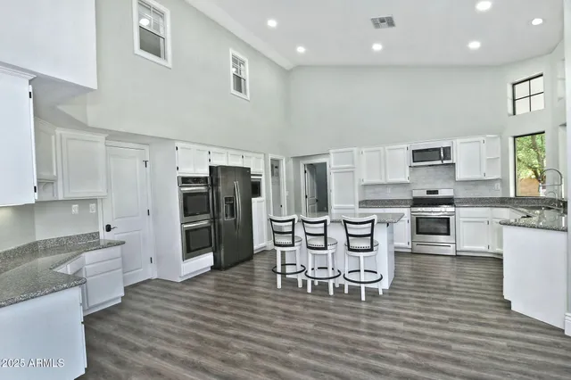 $1,075,000 | 1844 East Leland Circle, Mesa, AZ 85203