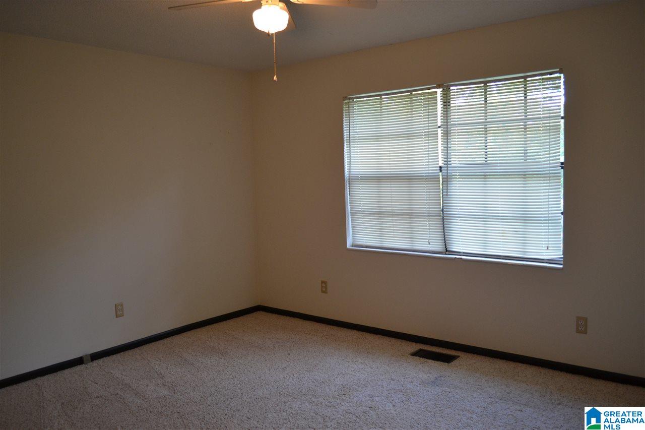 736 12th Street Pleasant Grove, AL 35127 - Photo 14 of 33